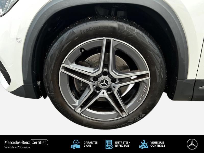Image Mercedes-Benz GLA 220 d 4MATIC AMG Line 2.0 190 8G-DCT 4x4 Toit ouvrant Carplay cam recul Sieges av elect et chauff Pa