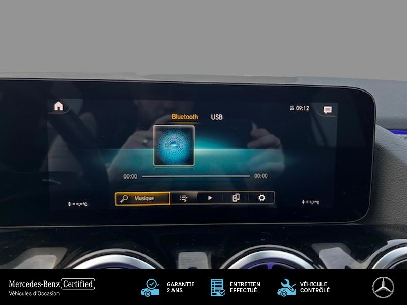 Image Mercedes-Benz GLA 220 d 4MATIC AMG Line 2.0 190 8G-DCT 4x4 Toit ouvrant Carplay cam recul Sieges av elect et chauff Pa