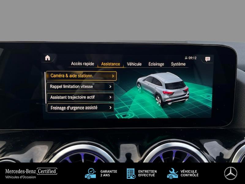 Image Mercedes-Benz GLA 220 d 4MATIC AMG Line 2.0 190 8G-DCT 4x4 Toit ouvrant Carplay cam recul Sieges av elect et chauff Pa
