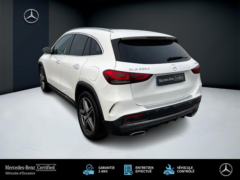 Image Mercedes-Benz GLA 220 d 4MATIC AMG Line 2.0 190 8G-DCT 4x4 Toit ouvrant Carplay cam recul Sieges av elect et chauff Pa