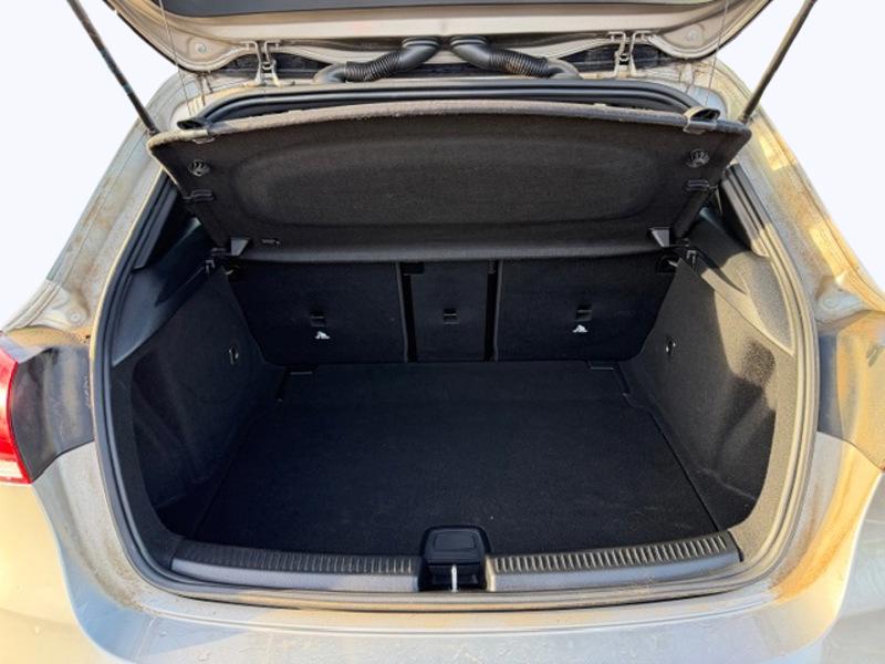 Image Mercedes-Benz CLASSE A A 220 d Berline AMG Line 2.0 190 8G-DCT  Sieges av chauffants Eclairage ambiance Réalité augmentée K