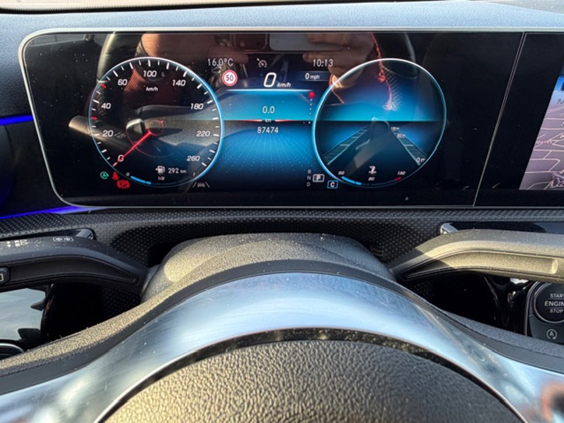 Image Mercedes-Benz CLASSE A A 220 d Berline AMG Line 2.0 190 8G-DCT  Sieges av chauffants Eclairage ambiance Réalité augmentée K