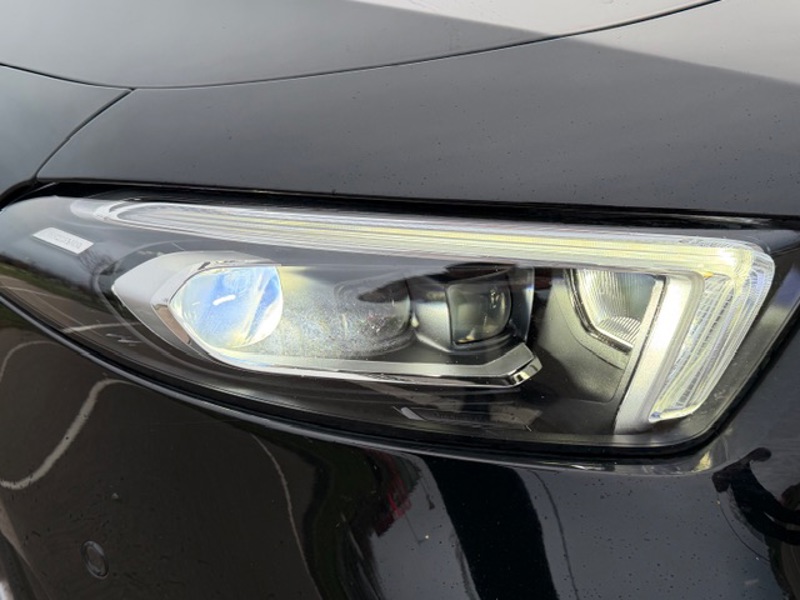 Image Mercedes-Benz CLASSE A 200 AMG Line 1.3 163 7G-DCT Sieges av chauffants Camera recul Aide au parking active Keyless go Ecla