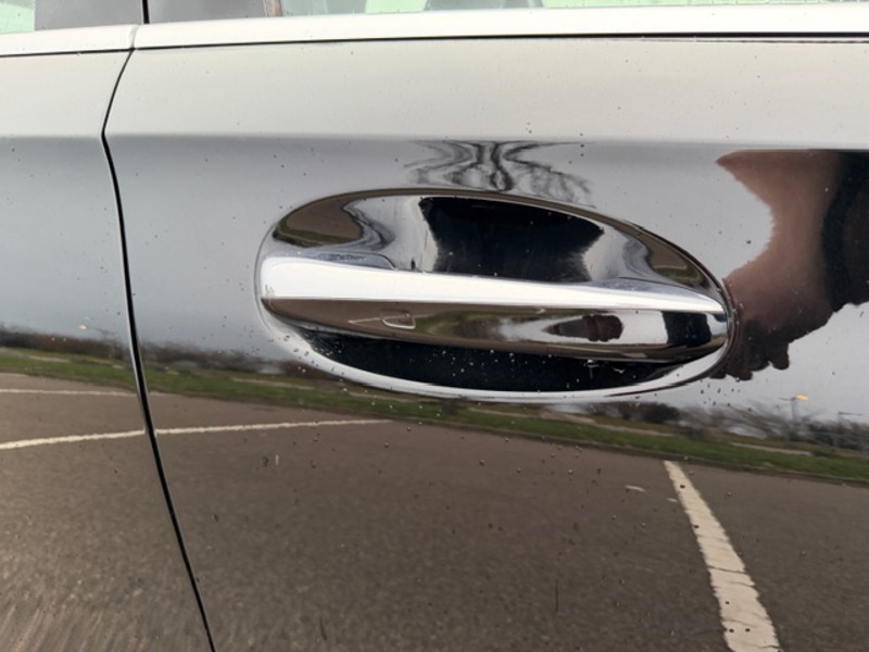 Image Mercedes-Benz CLASSE A 200 AMG Line 1.3 163 7G-DCT Sieges av chauffants Camera recul Aide au parking active Keyless go Ecla