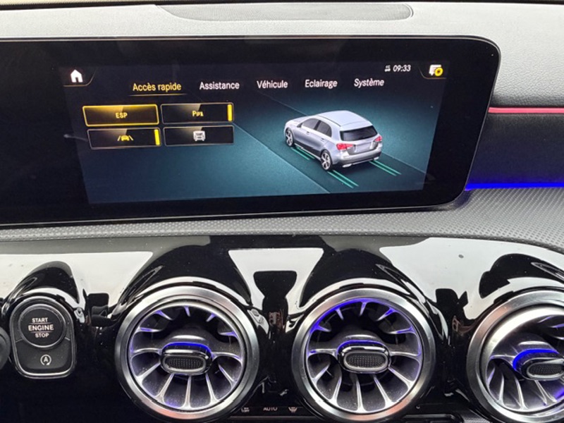 Image Mercedes-Benz CLASSE A 200 AMG Line 1.3 163 7G-DCT Sieges av chauffants Camera recul Aide au parking active Keyless go Ecla