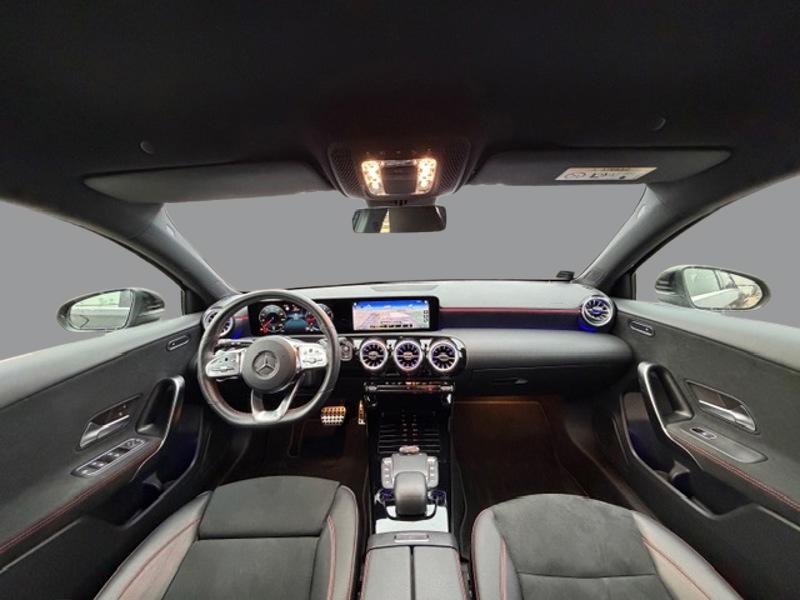 Image Mercedes-Benz CLASSE A 200 AMG Line 1.3 163 7G-DCT Sieges av chauffants Camera recul Aide au parking active Keyless go Ecla