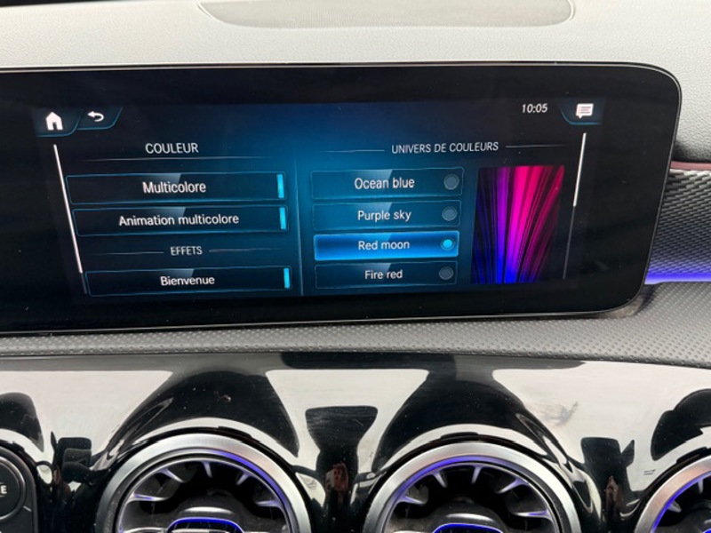 Image Mercedes-Benz CLASSE A 200 d Progressive Line 2.0 150 8G-DCT Camera de recul Aide au parking Siège av chauffants Eclairage 