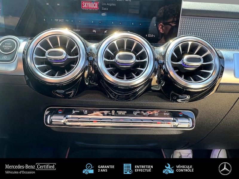 Image Mercedes-Benz GLB 200 Business Line Pack Progressive 1.3 163 7G-DCT Toit ouvrant Carplay Angle mort Camera LED 7 place