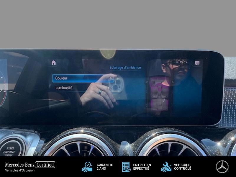 Image Mercedes-Benz GLB 200 Business Line Pack Progressive 1.3 163 7G-DCT Toit ouvrant Carplay Angle mort Camera LED 7 place