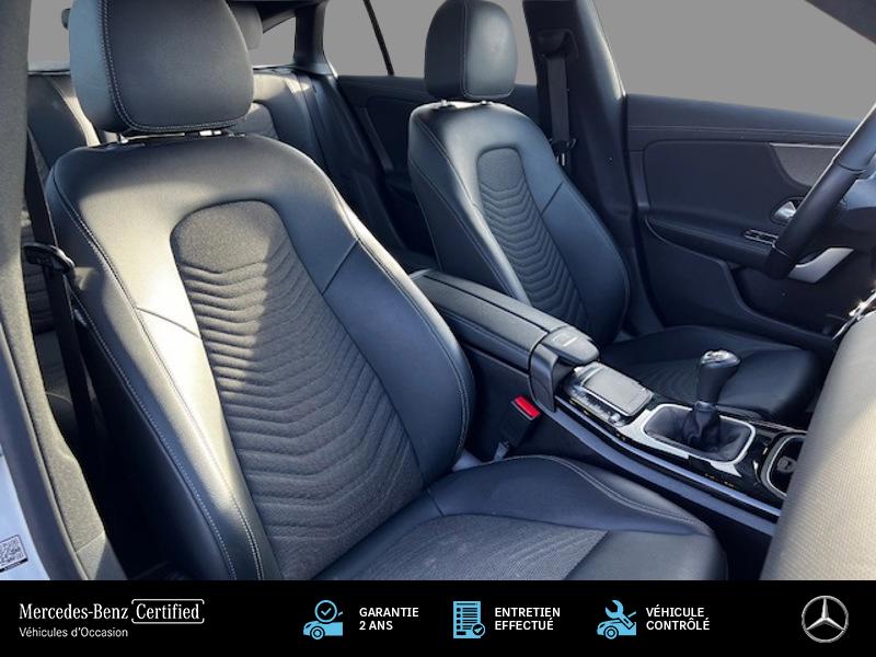 Image Mercedes-Benz CLA SHOOTING BRAKE 180 Progressive Line 1.3 136 BVM6 Camera recul LED HP hayon auto Pack progressive Clim auto 