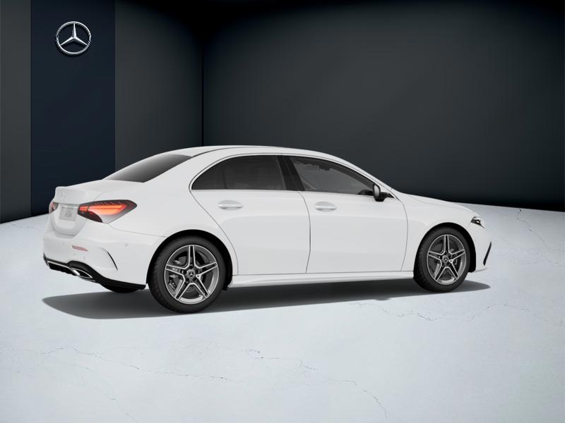 Image Mercedes-Benz CLASSE A A 180 d Berline AMG Line 